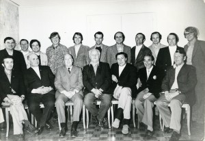 Beim 10-Jahre-Jubiläum: Der Vereinsvorstand und die Ehrenmitglieder  des SC Unterseen.