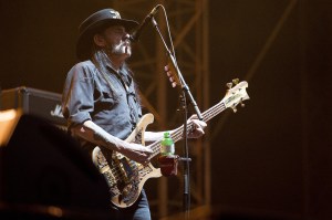 Lemmy Kilmister von Motörhead beim Auftritt am Greenfield. Foto: Manuel Lopez, mehr Bilder unter liveit.ch.